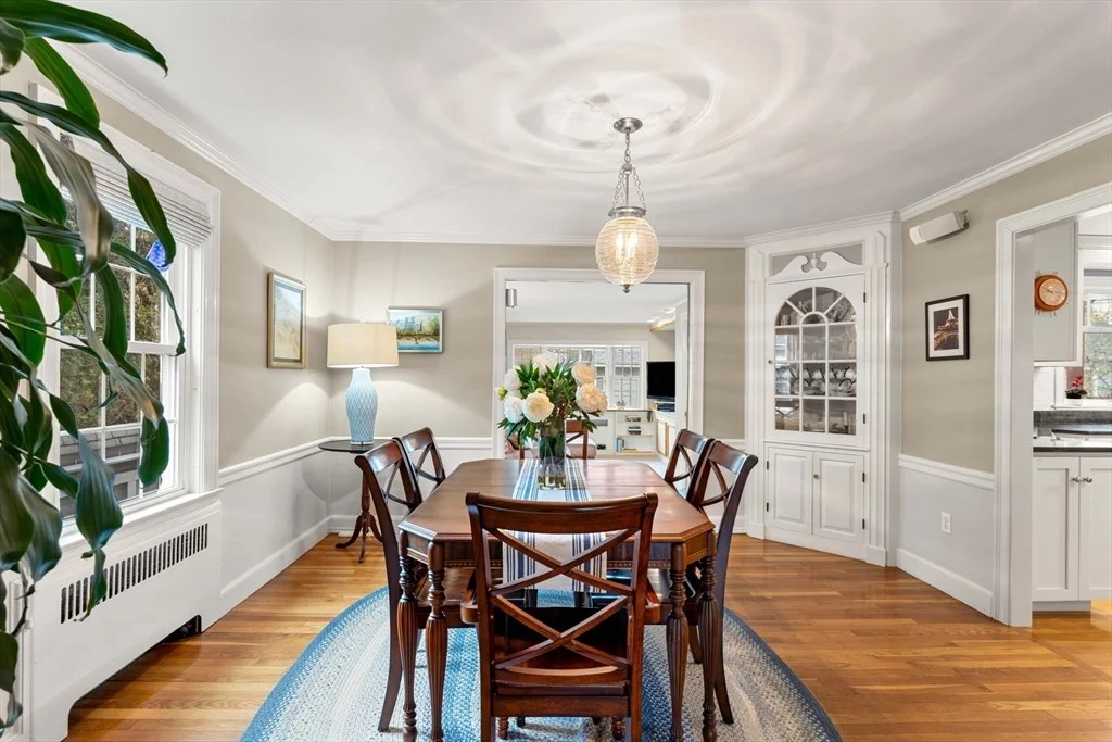 Photo of 23 Sevinor Rd