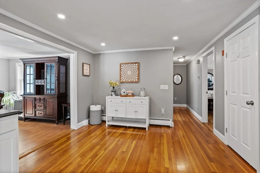 Photo of 6 Belmont Dr