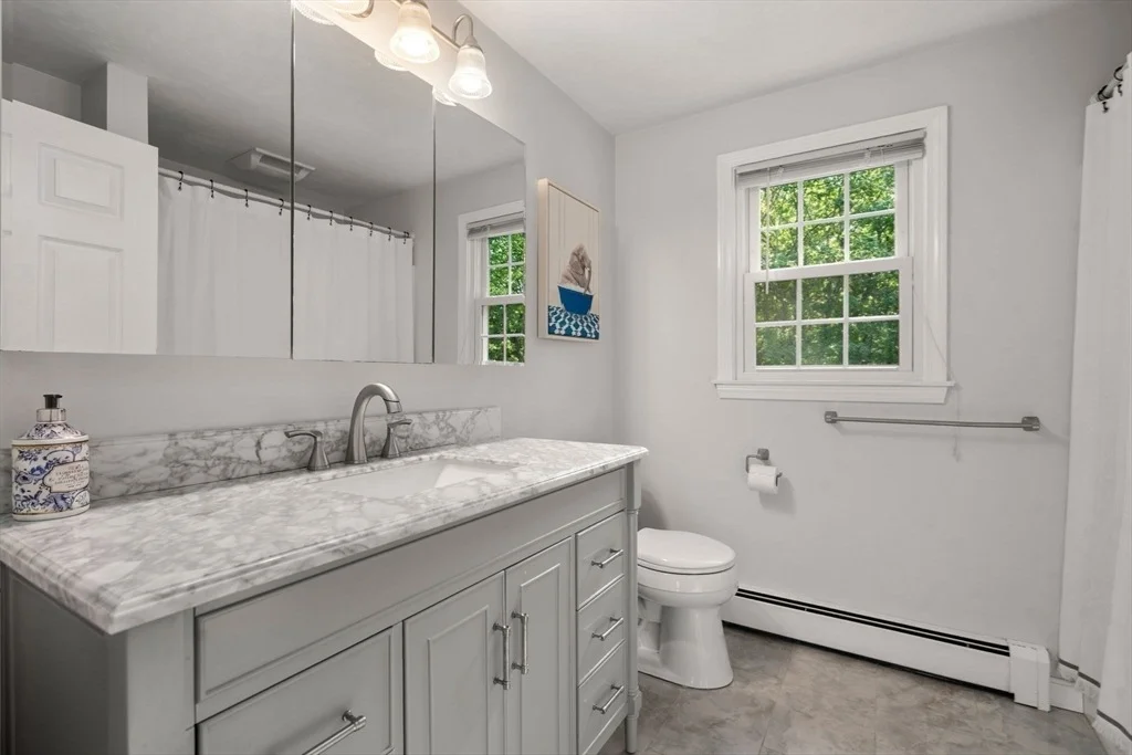 Photo of 2 Downingwood Dr