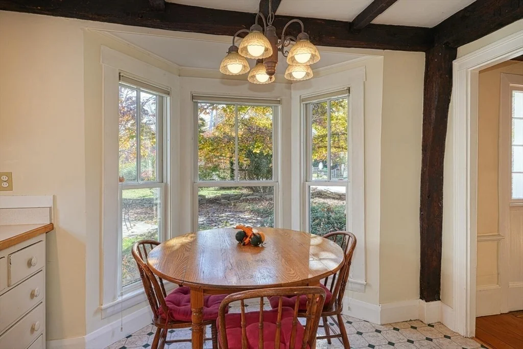 Photo of 459 Sargent Rd
