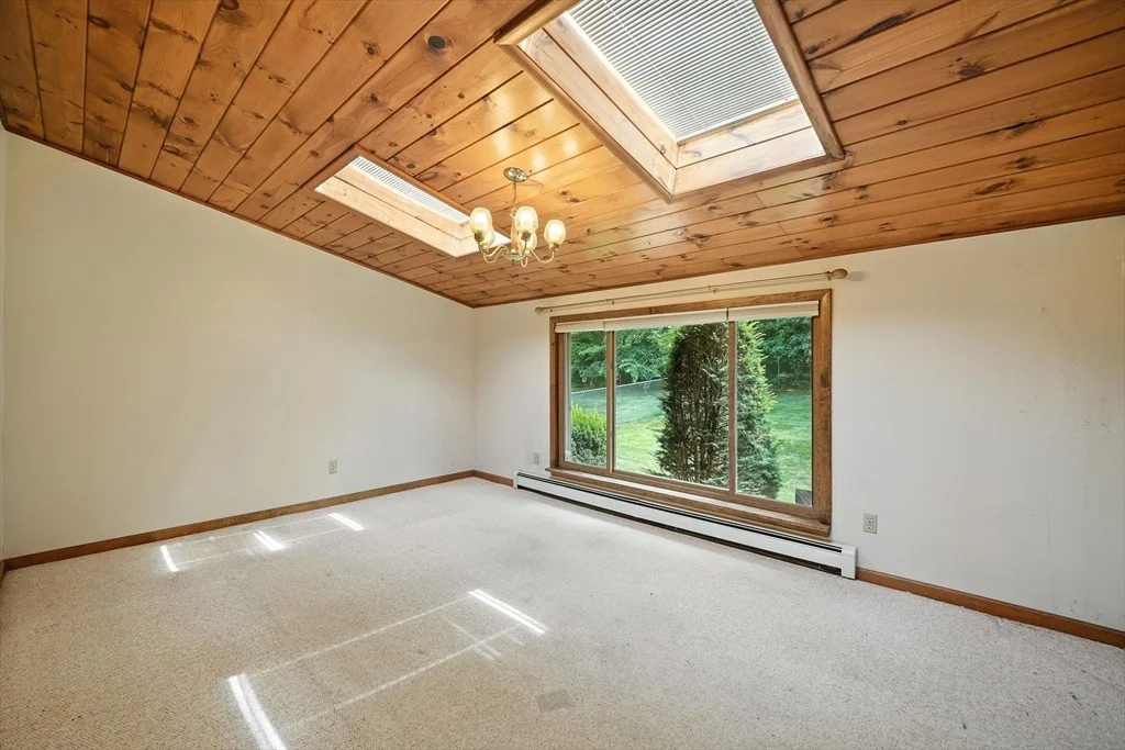 Photo of 28 Sterling Dr