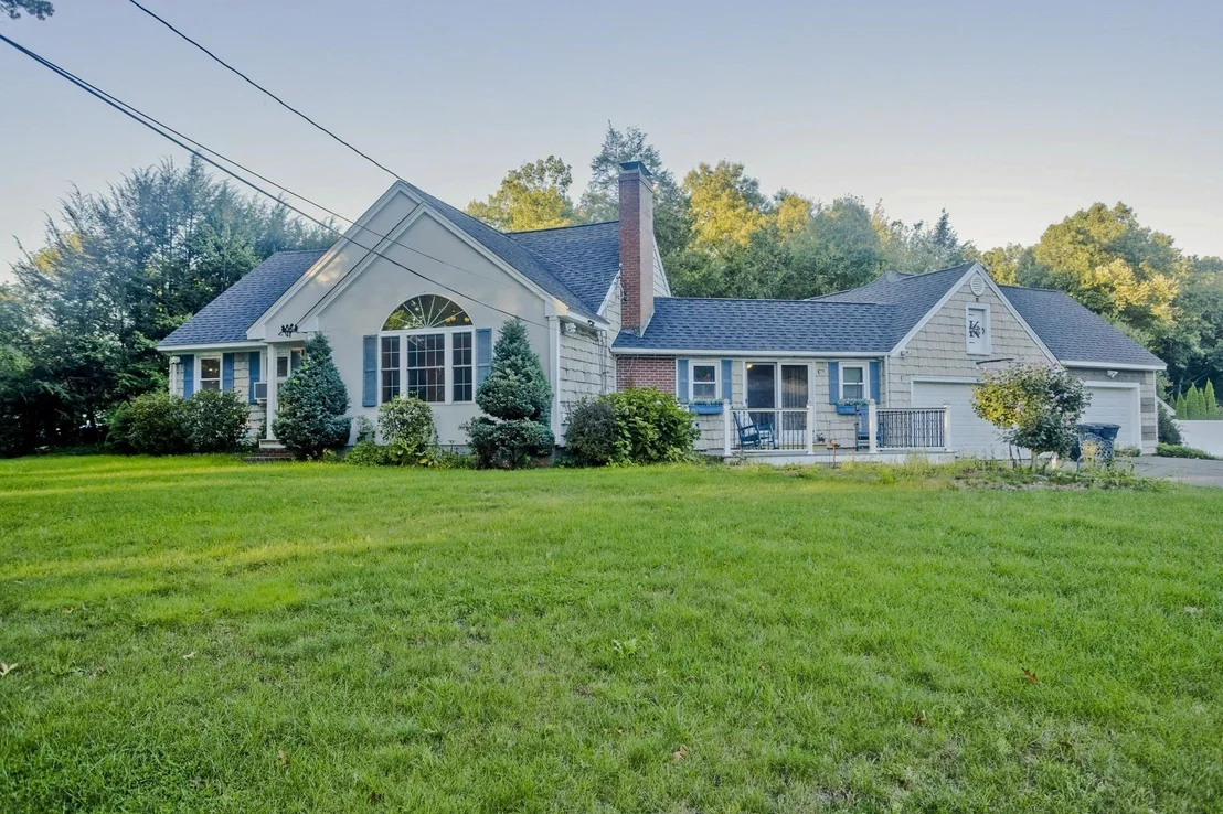 Photo of 42 Glenn Dr