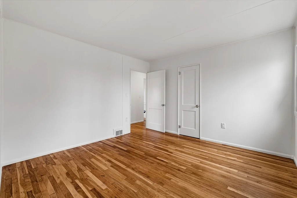Photo of 26 Roosevelt Dr
