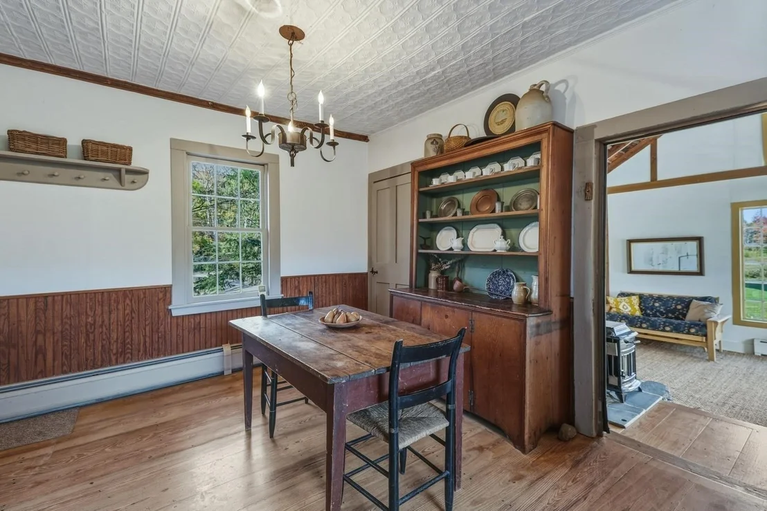 Photo of 65 Parish Road
