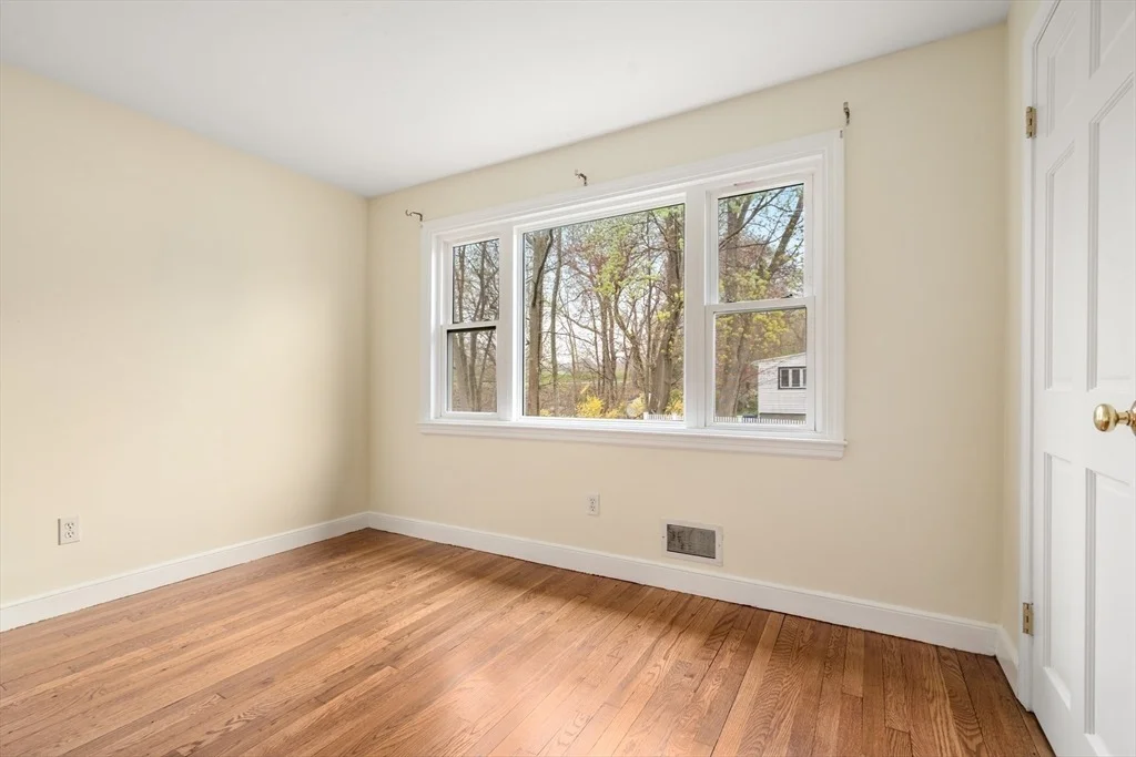 Photo of 125 Lyman Rd