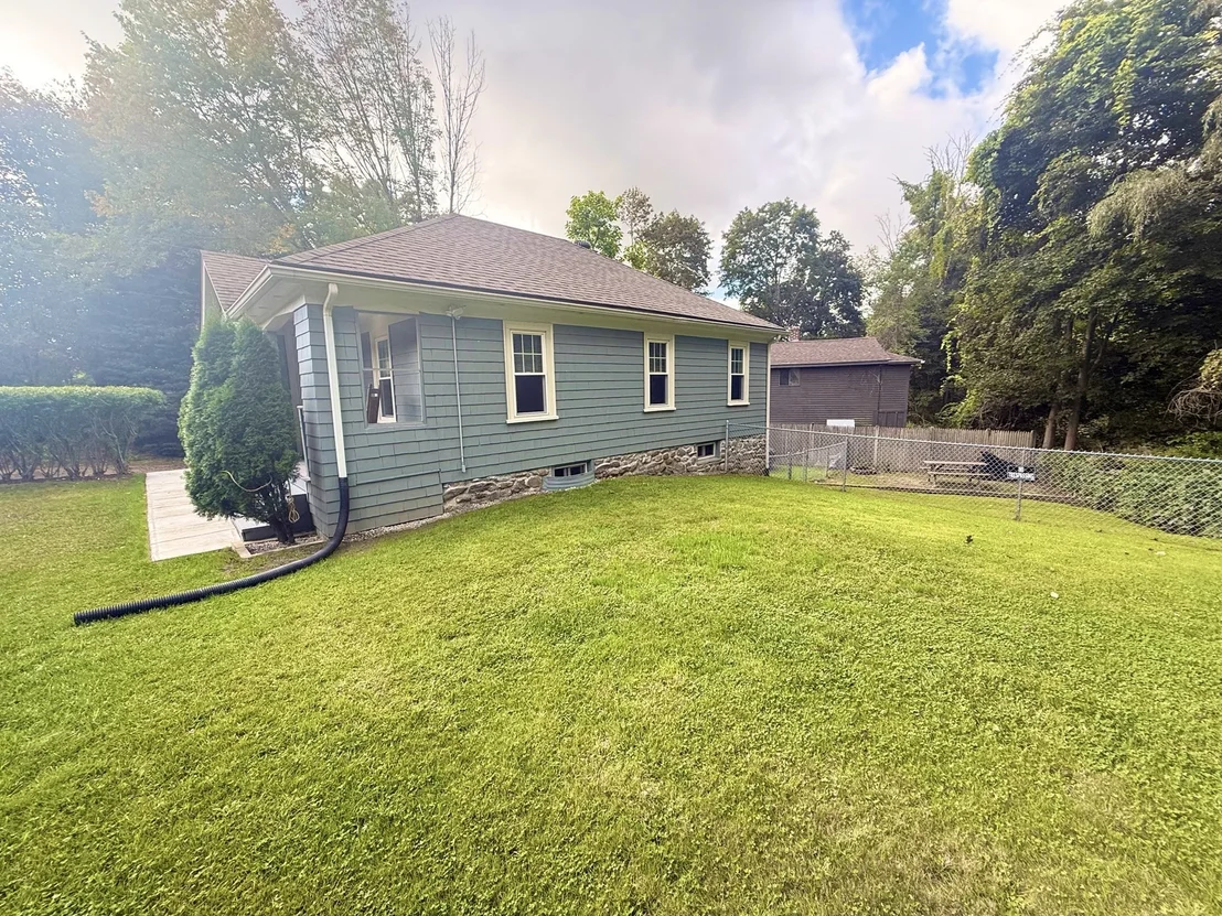 Photo of 39 Main St
