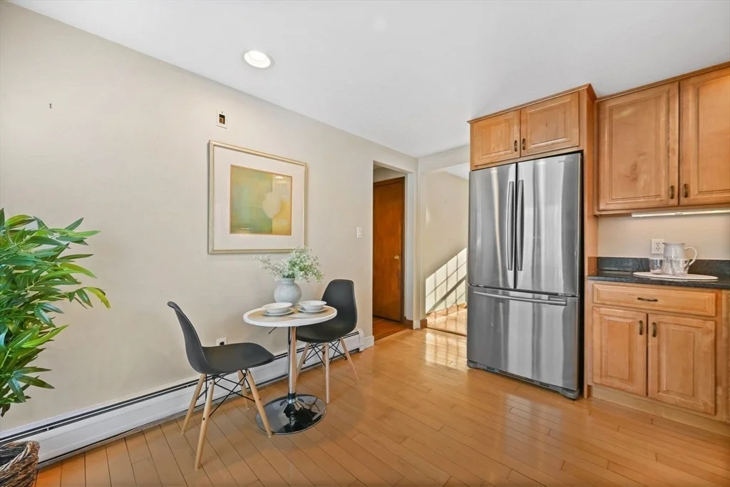 Photo of 48 Grapevine Ave