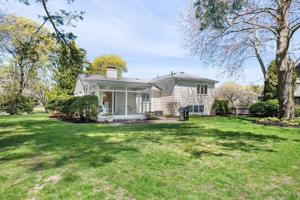 Photo of 21 Phillips Avenue
