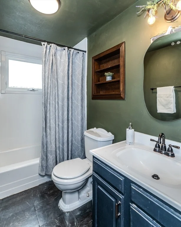 Photo of 28 Birch Glen Rd