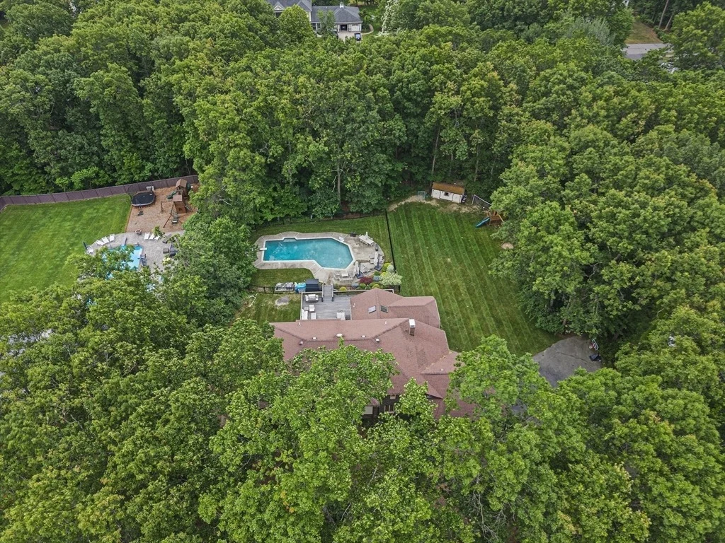 Photo of 42 Eisenhower Dr