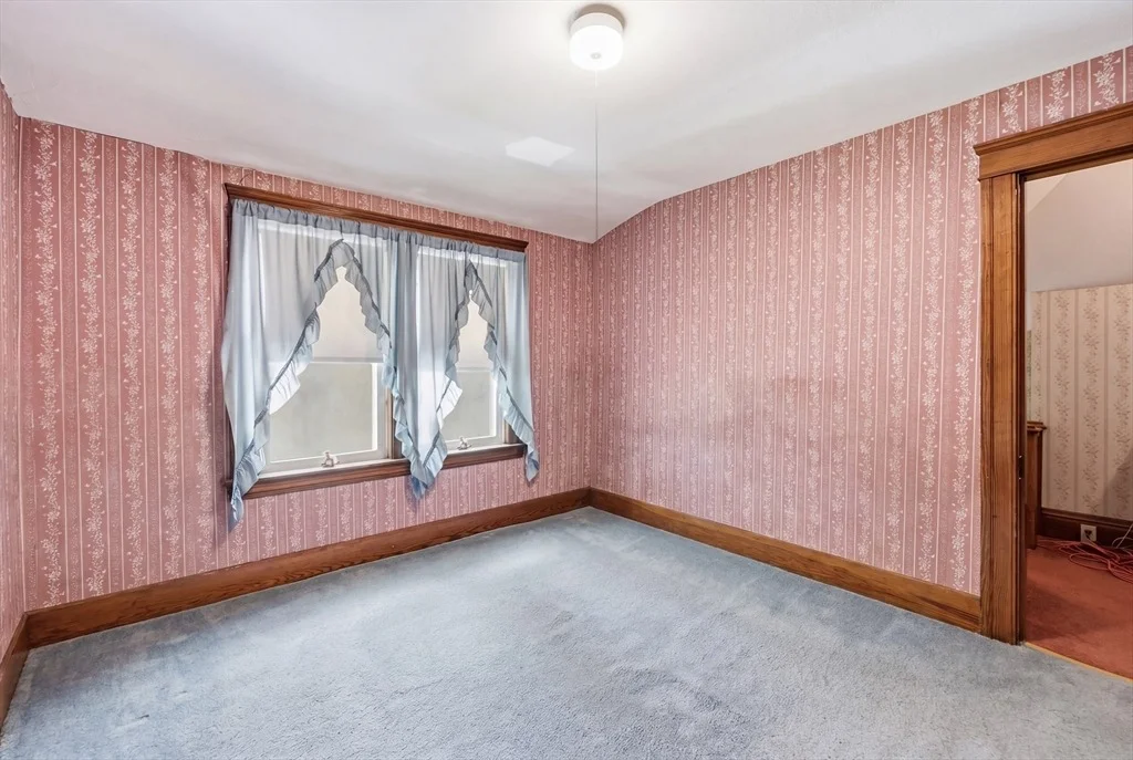 Photo of 20 Lamar Ave