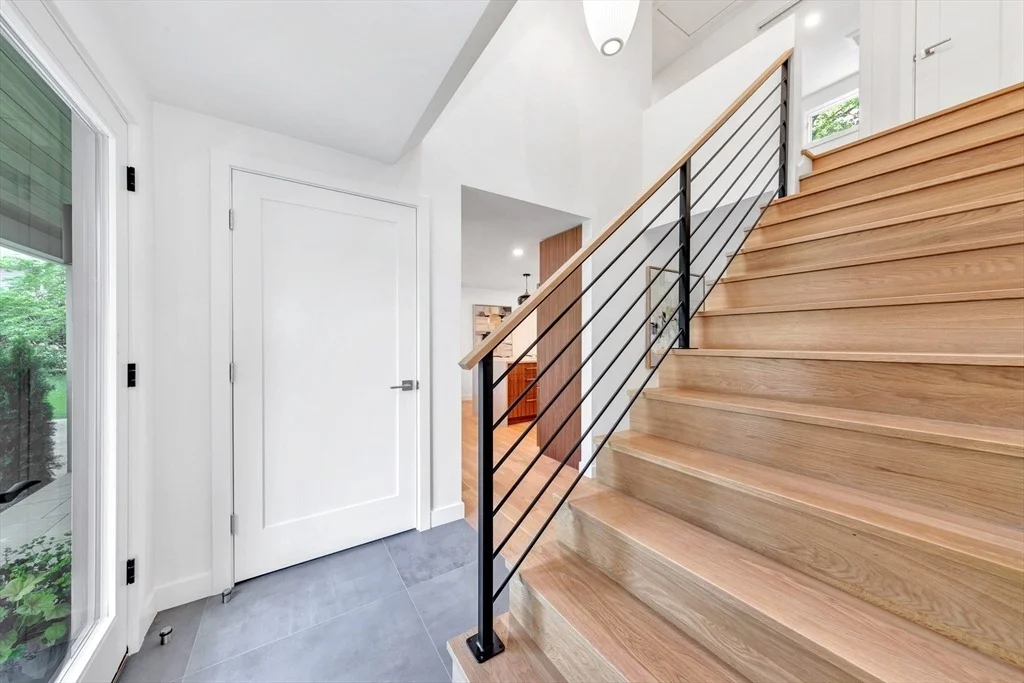 Photo of 39 Winslow St