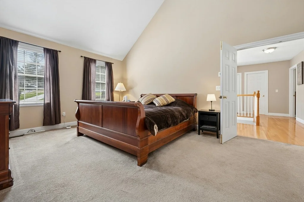 Photo of 320 Lincoln Circle
