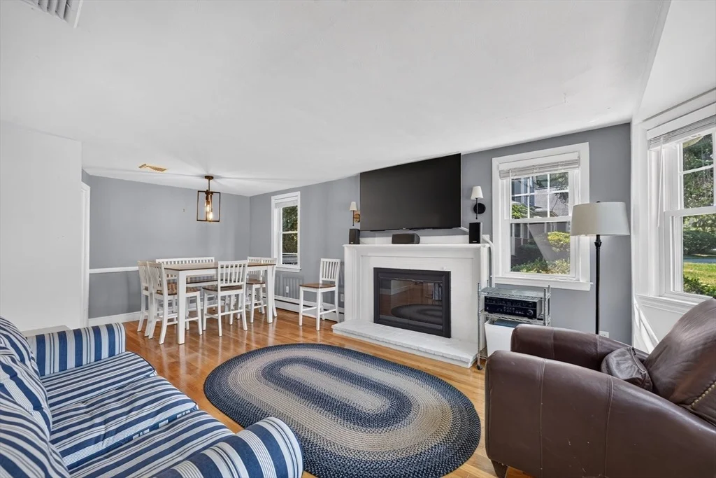 Photo of 462 Chestnut St