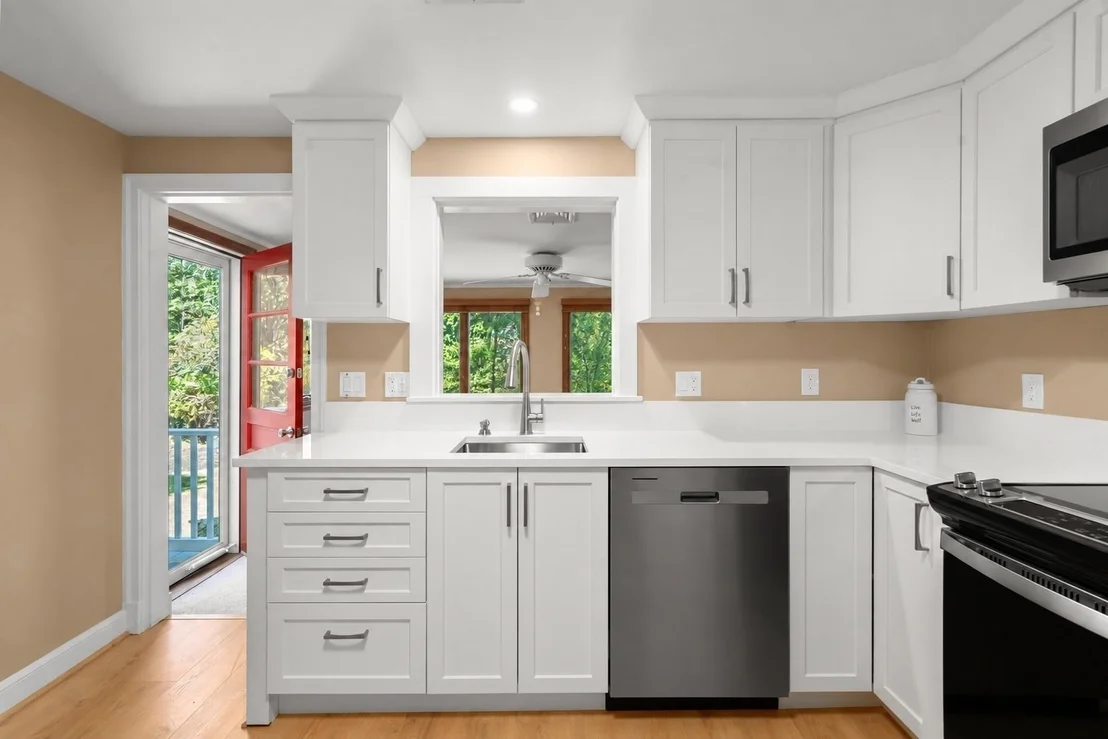 Photo of 39 Robin Rd