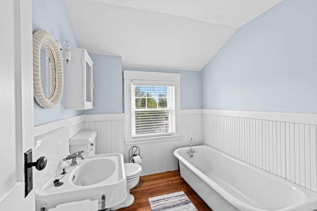 Photo of 14 Maypole Rd
