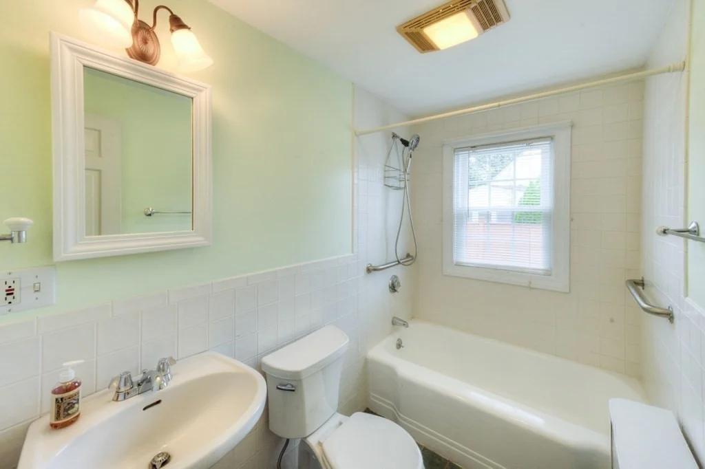 Photo of 27 Mayflower Circle