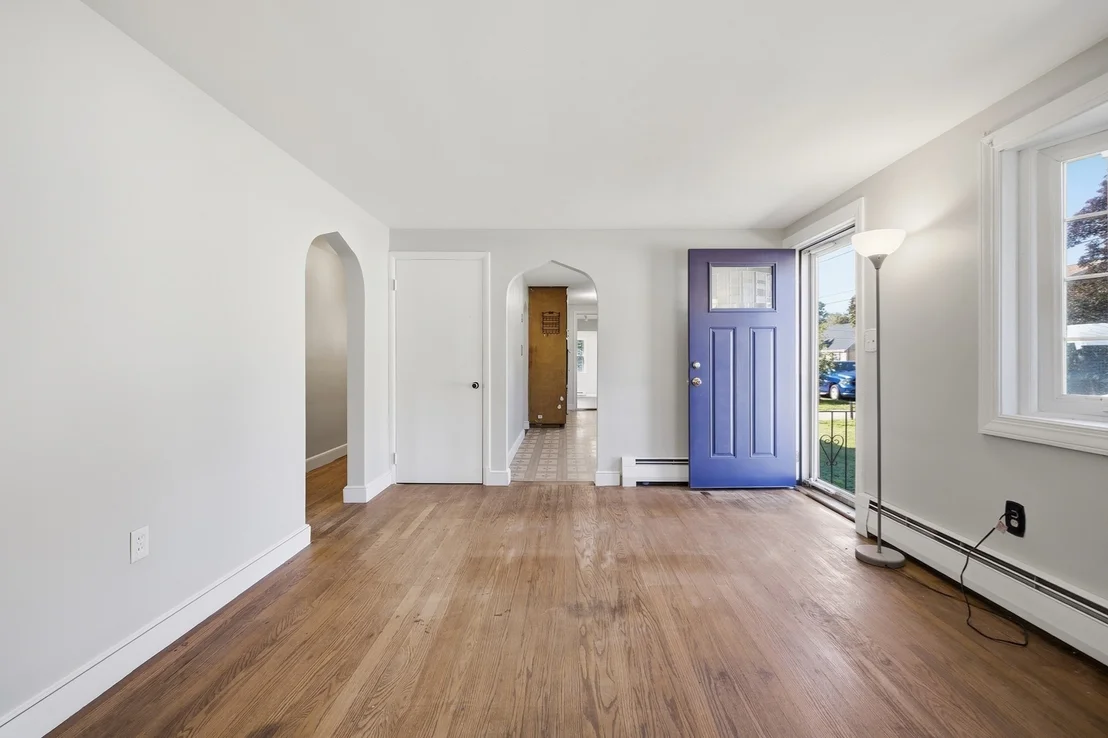Photo of 65 Bay State Cir