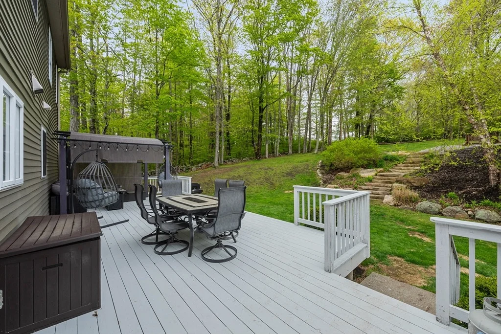 Photo of 13 Thompson Pond Rd