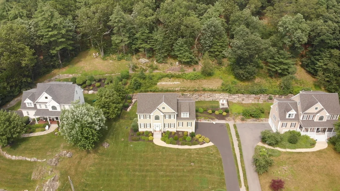 Photo of 493 Taylor Rd