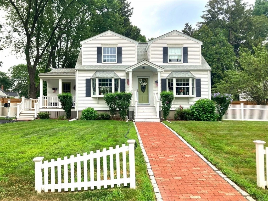 Photo of 84 Cameron Rd
