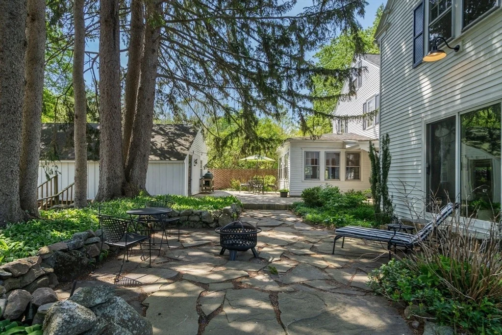 Photo of 96 Hudson Rd
