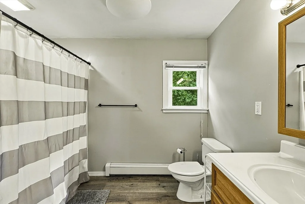 Photo of 188 Maple St
