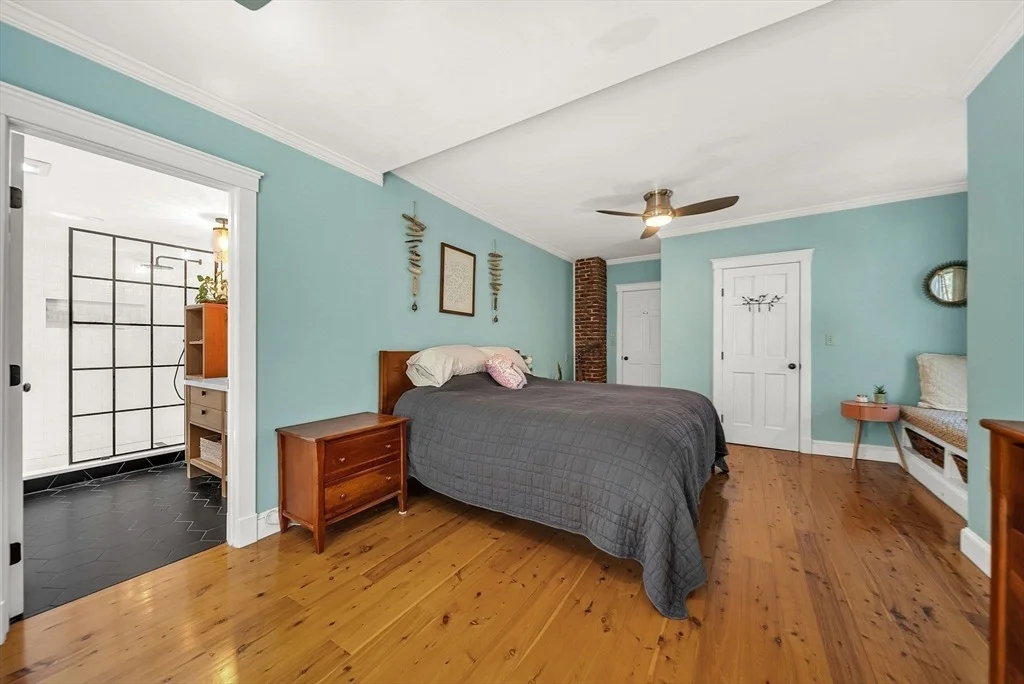 Photo of 77 Brook Rd