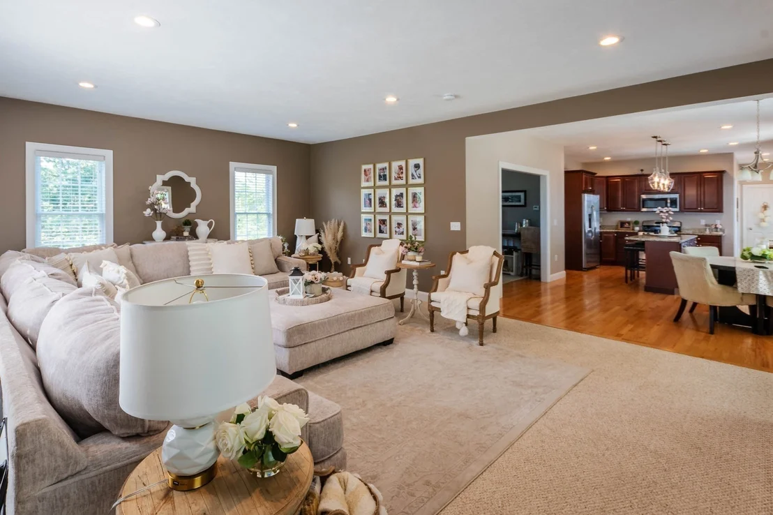 Photo of 493 Taylor Rd