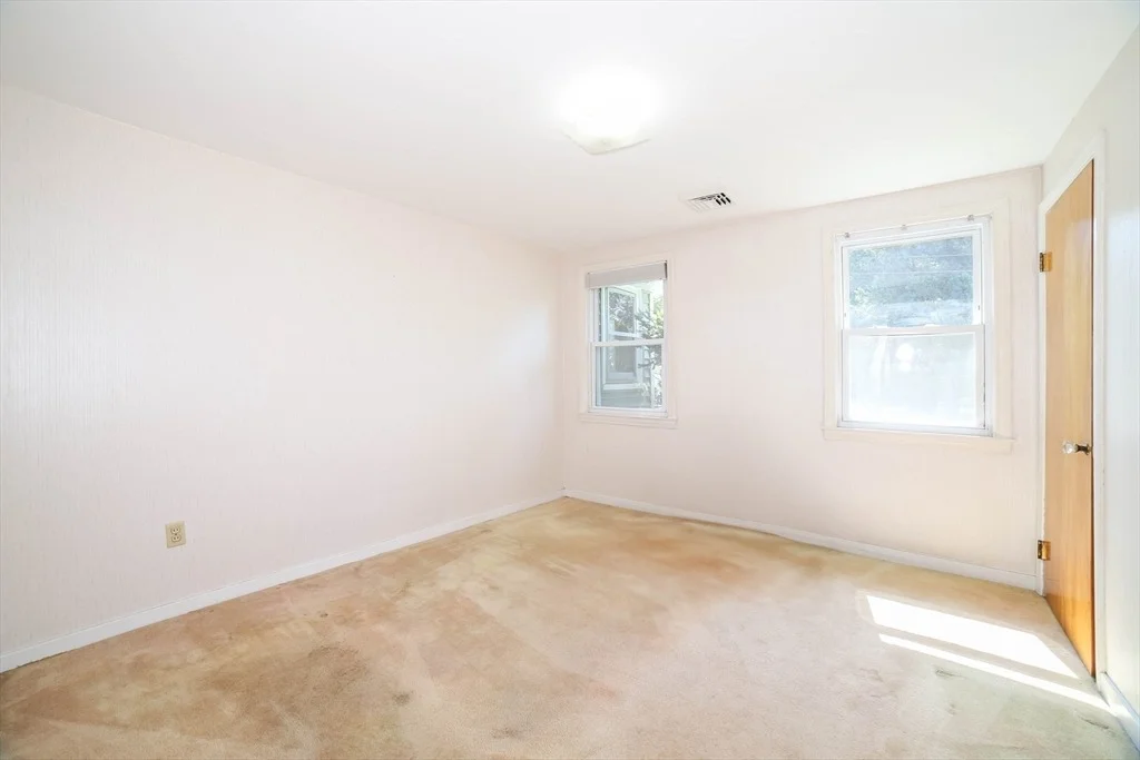 Photo of 24 Greybert Lane