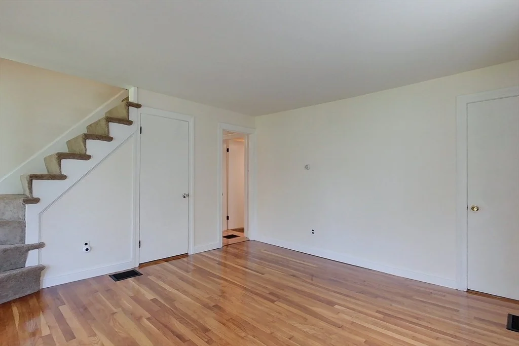 Photo of 92 Squannacook Rd