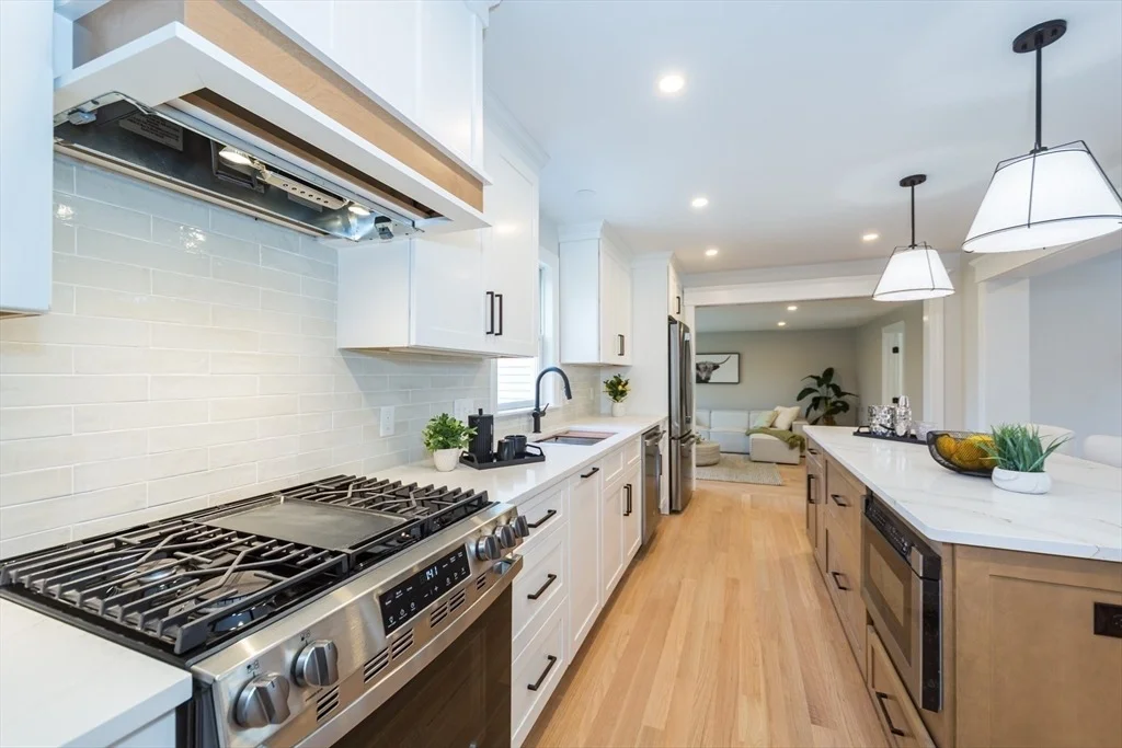 Photo of 18 University Dr