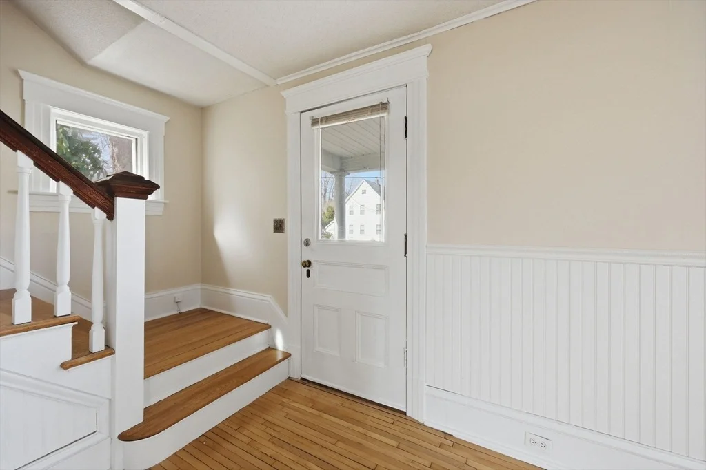 Photo of 32 Allen Ave