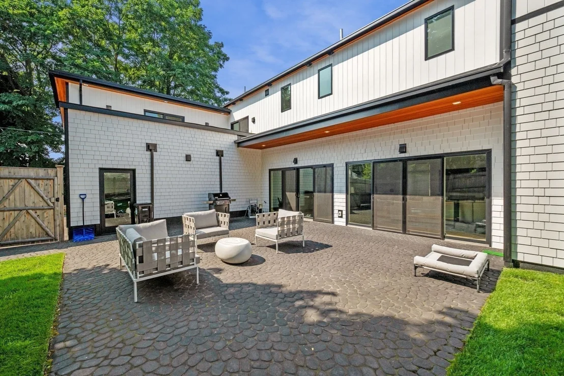 Photo of 8 Dennison Ave