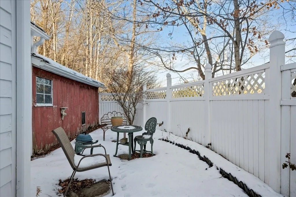 Photo of 157 Old Upton Rd