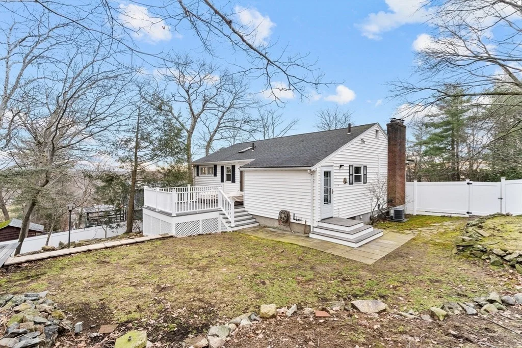 Photo of 11 Pamela Dr