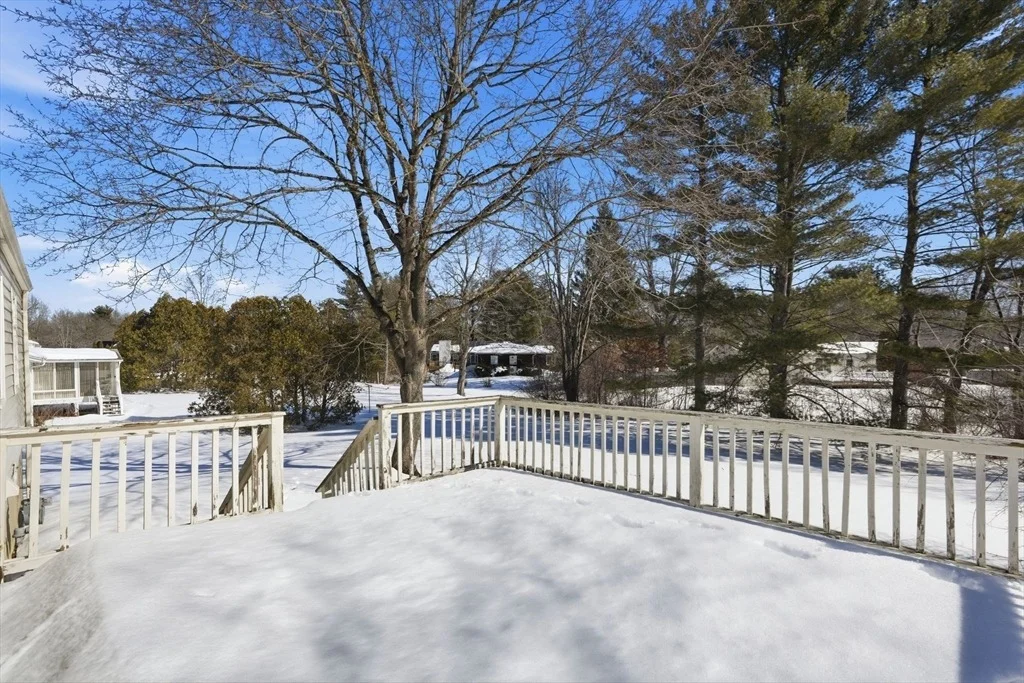 Photo of 132 Pondview Dr