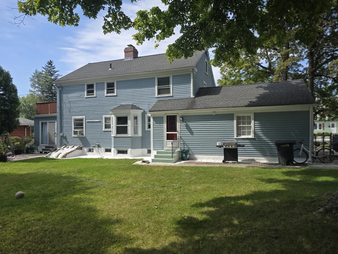 Photo of 203 Burncoat St