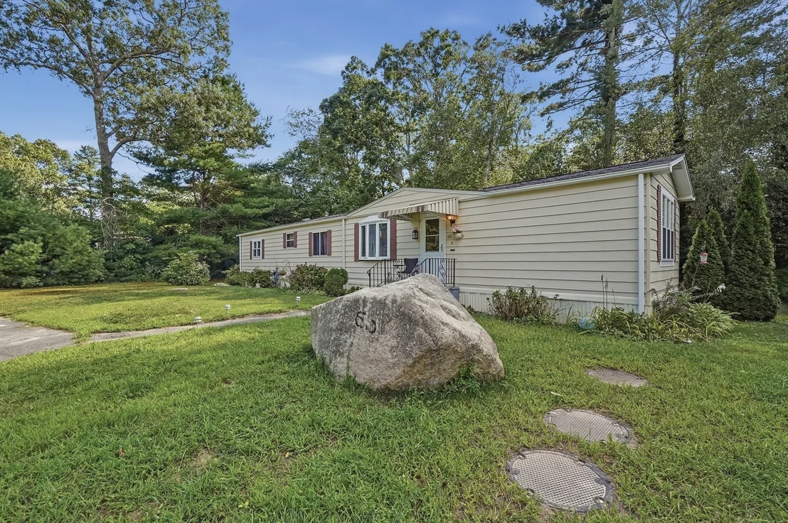 Photo of 60 Longboat Dr