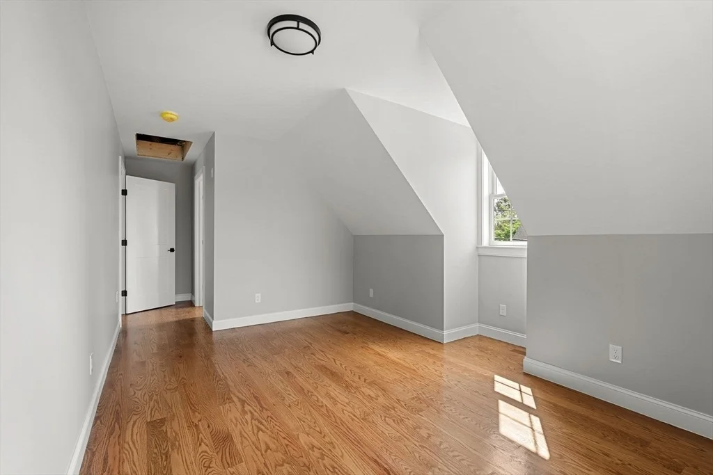 Photo of 6 Monroe Street