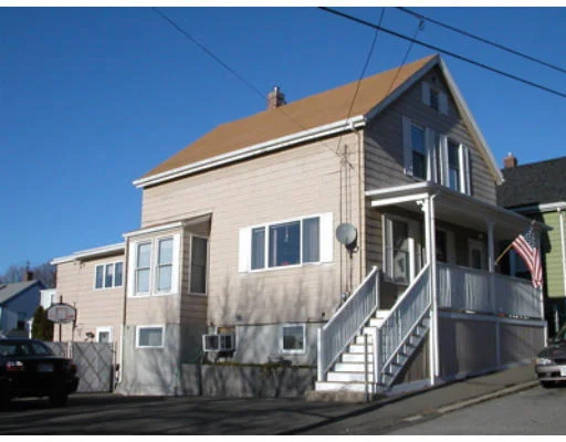 Photo of 2 Meadow St