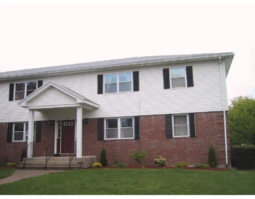 Photo of Unit B at 34 Colonial Cir