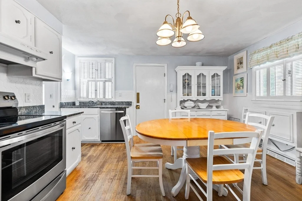 Photo of 16 Central St