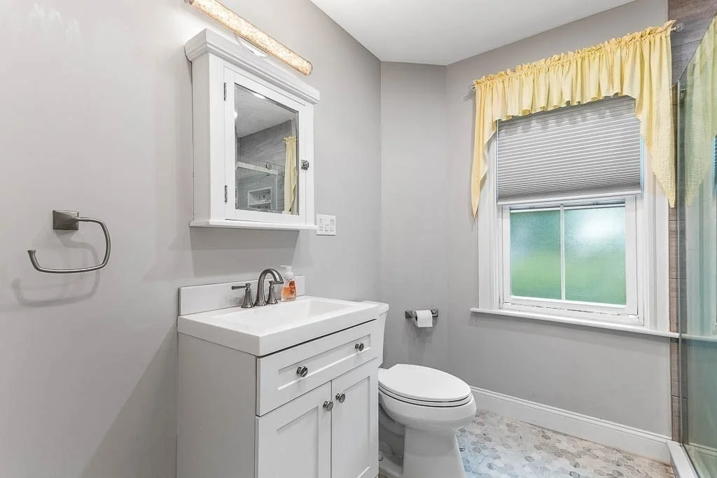 Photo of 85 Emmett Avenue