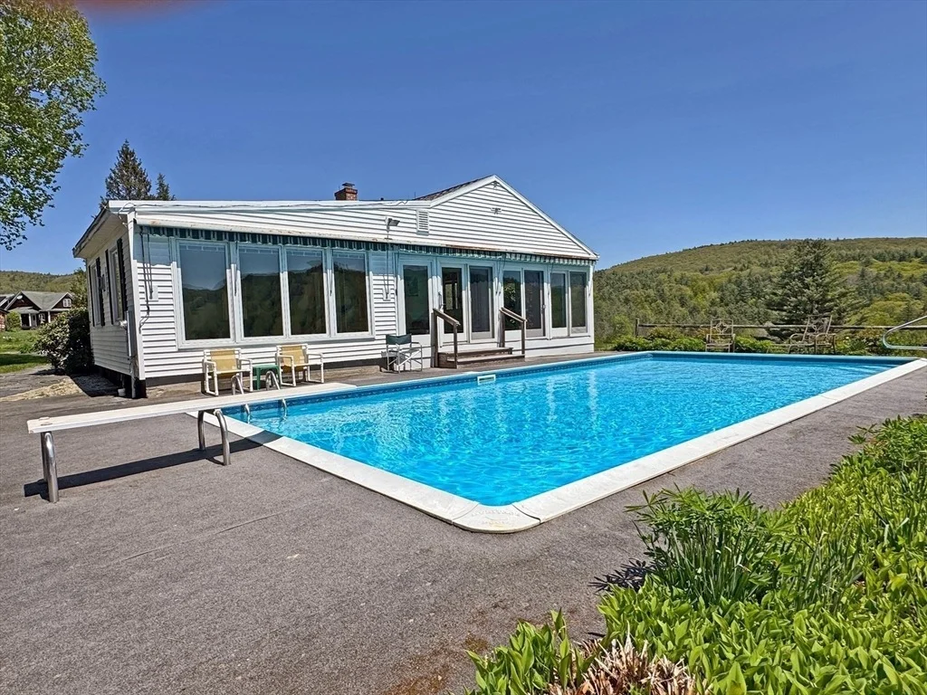 Photo of 85 Warfield Road