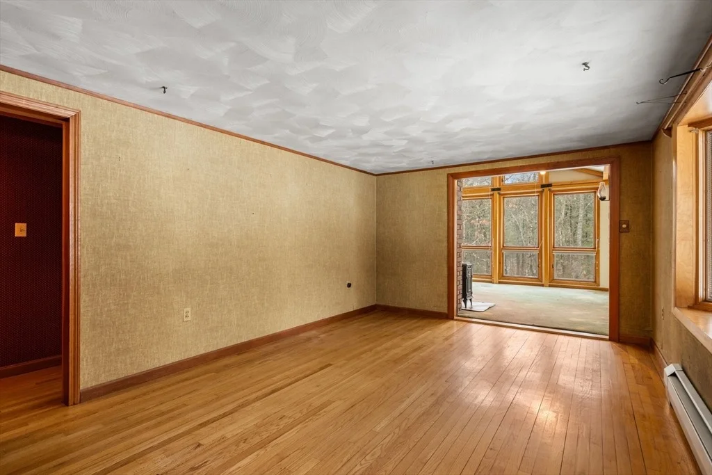Photo of 107 Baldwin Dr.