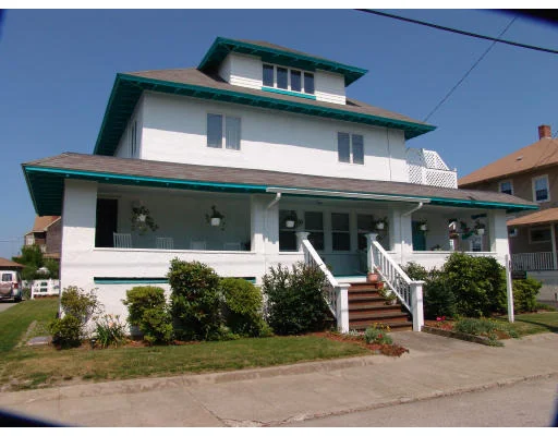 Photo of 66 Manomet Avenue