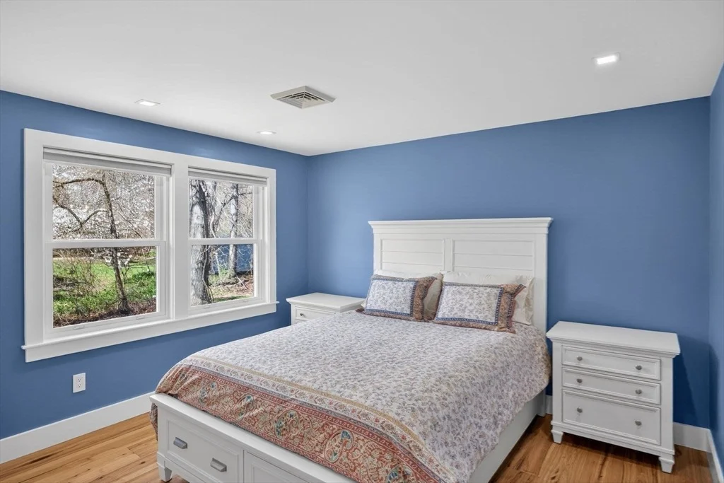 Photo of 28 Chipman Rd