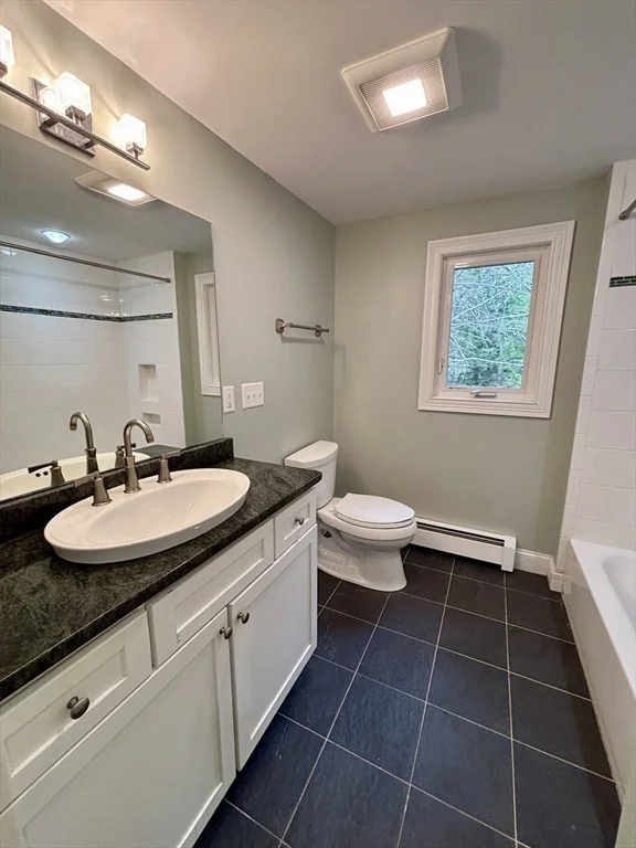 Photo of 7 Longmeadow Road
