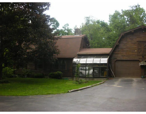 Photo of 41 School House Rd.